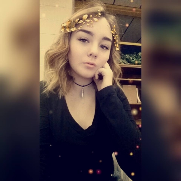 Meet your Posher, Mallie - Picture 1 of 1