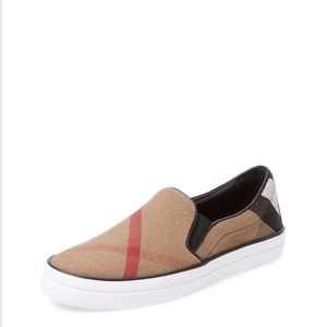 Burberry Canvas Slip On Sneakers 38.5