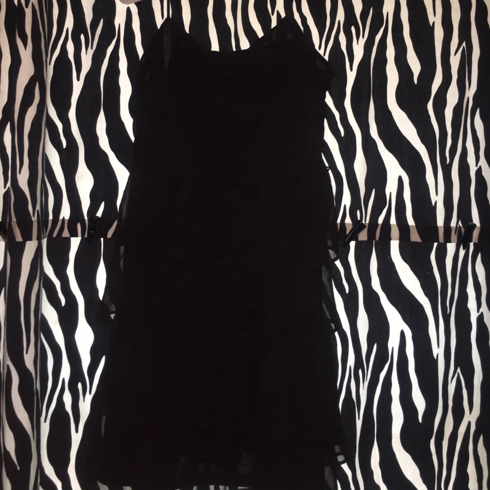 Black Aeropostale dress