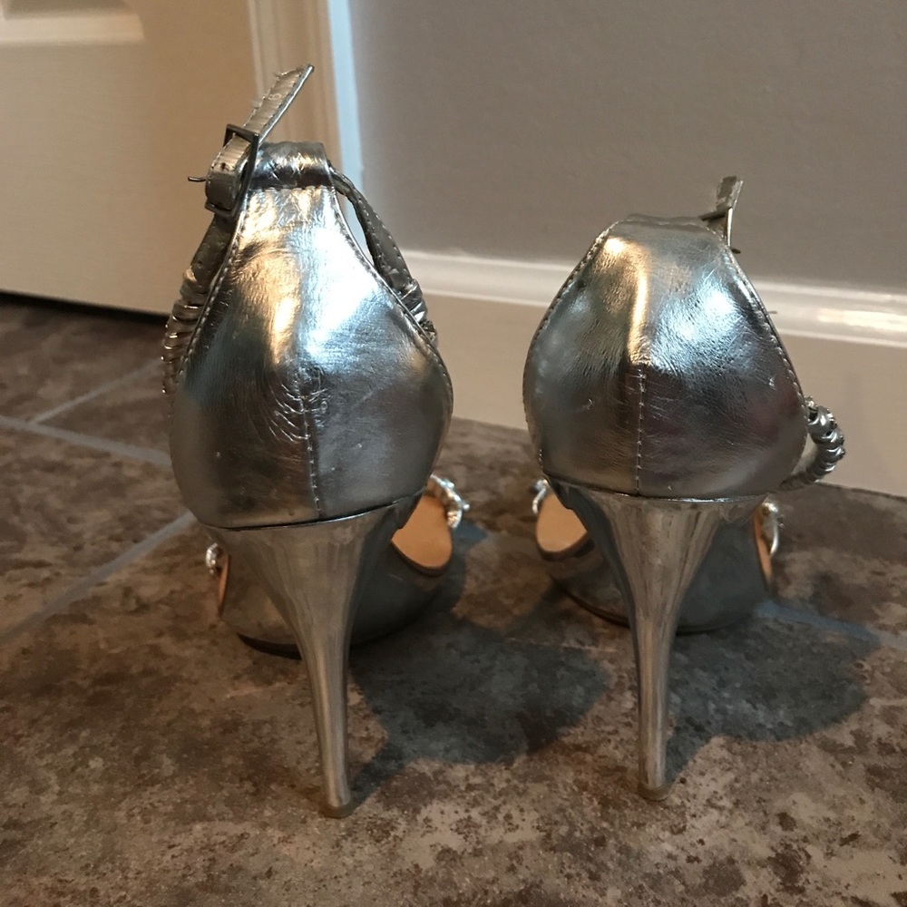 Heels - Picture 3 of 4