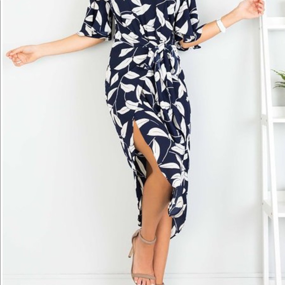 Summers leaf print Sexy high slit dress ✨ - Picture 3 of 5
