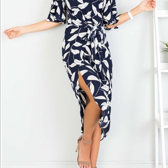 Summers leaf print Sexy high slit dress ✨ - Picture 3 of 5