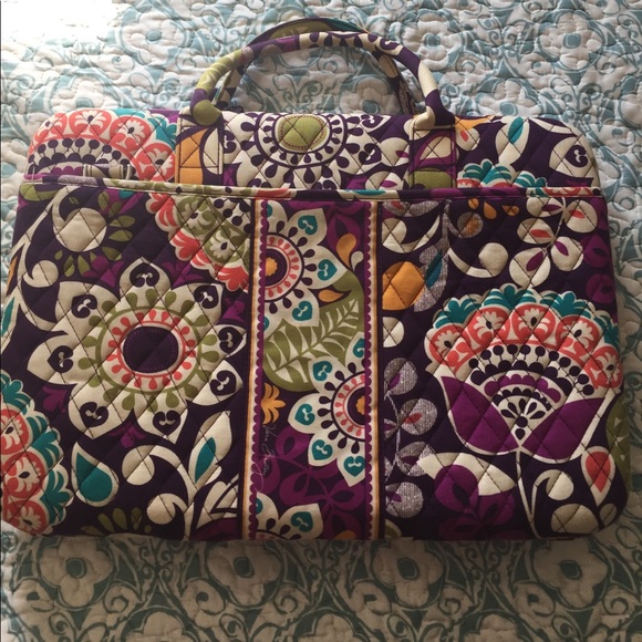 Vera Bradley Laptop Bag! With free gift!🎁