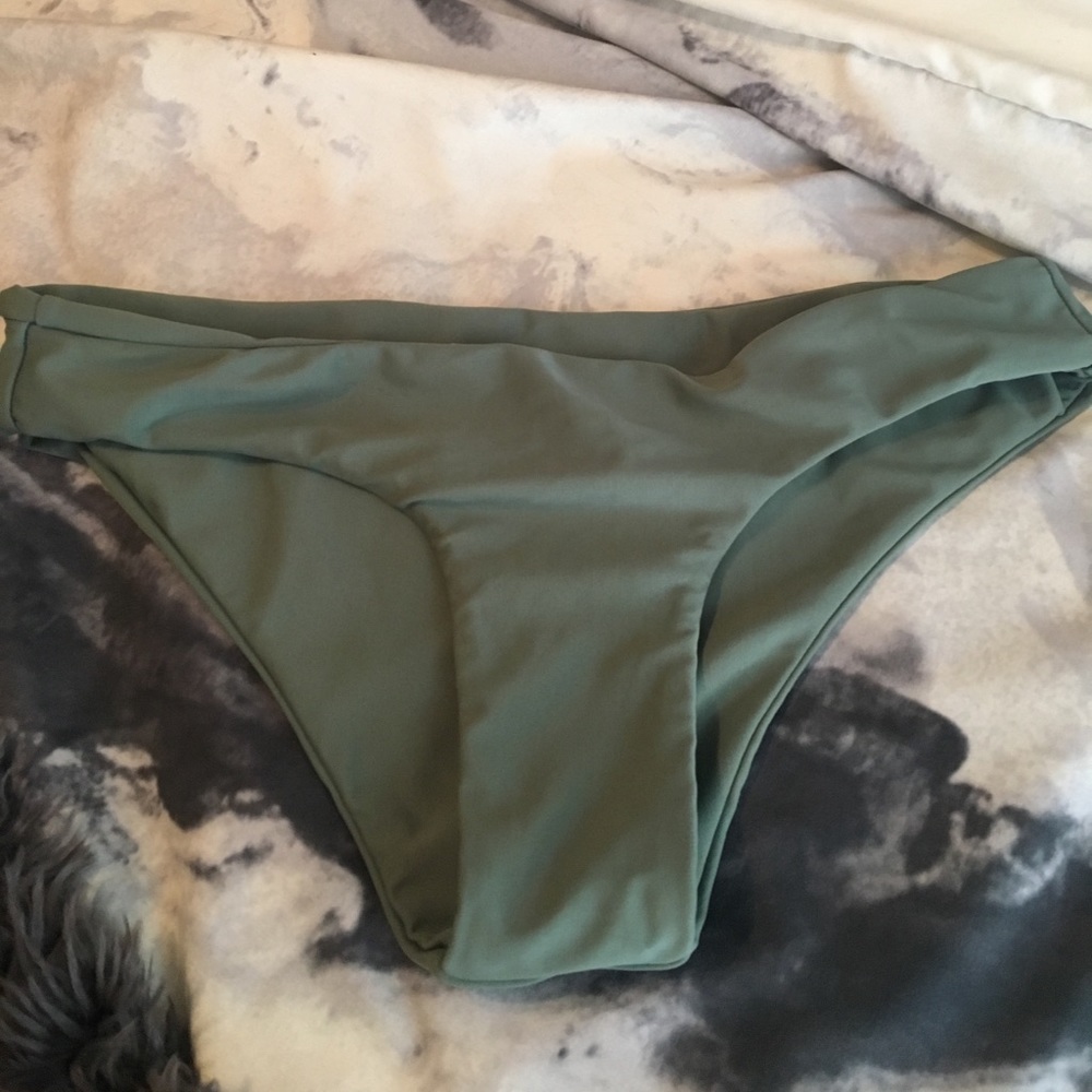 seamless bikini bottoms