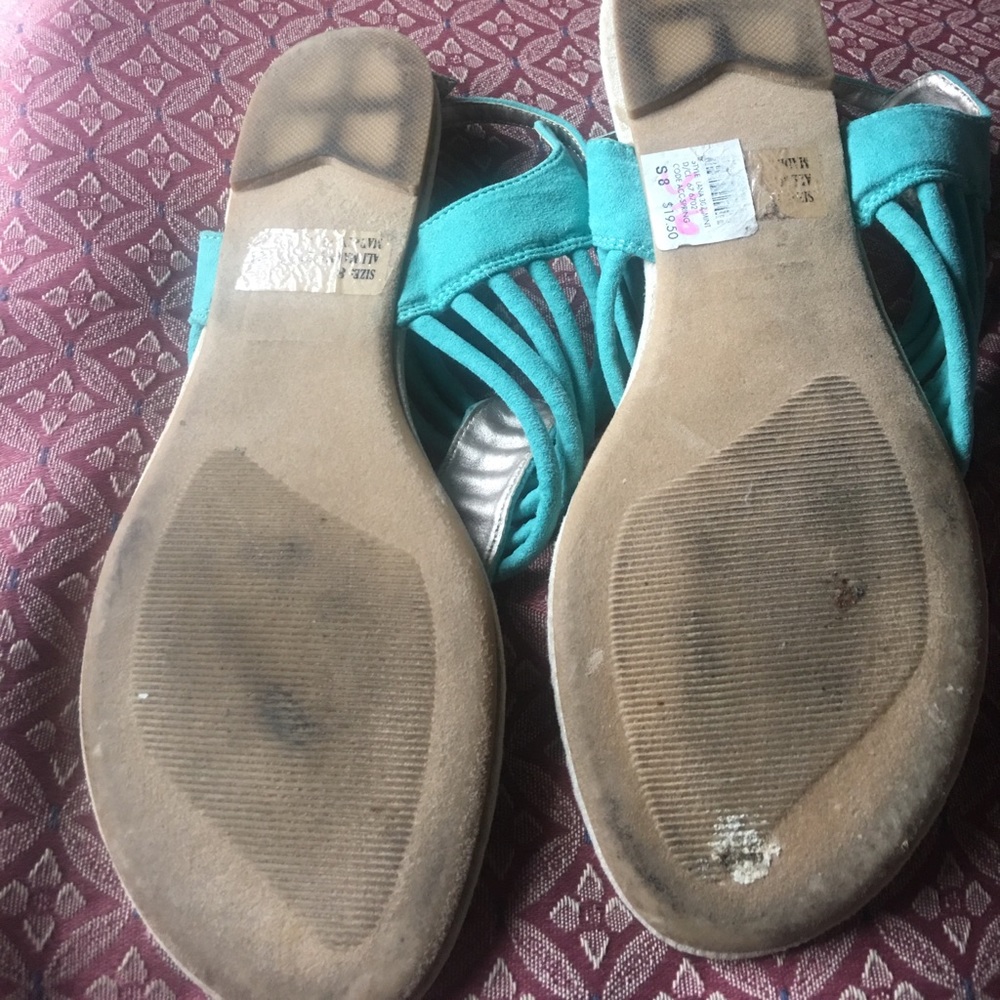 Sandals - Picture 3 of 3