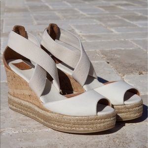 Tory Butch Peep toe wedges