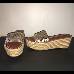 NEW!!!! Gold Tory Butch Wedges!