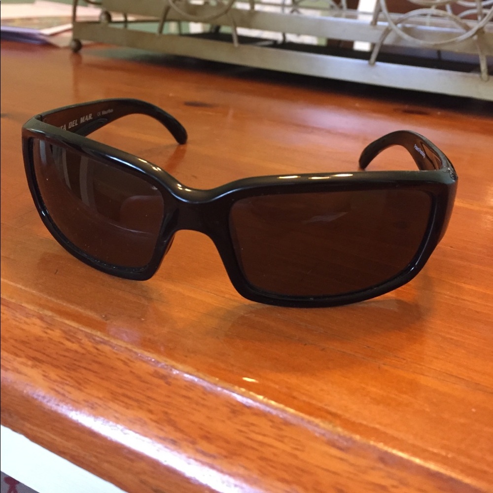 Costa Del Mar mens sunglasses