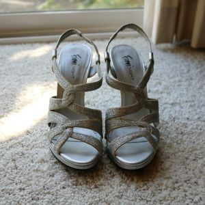 Silver heels! NWOT