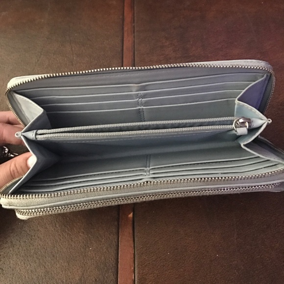 ✨Coach Wallet/Wristlet✨ - Picture 2 of 5