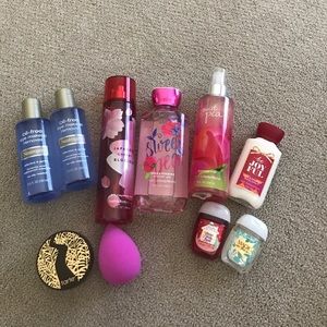 An every girl needs BEAUTY SET!