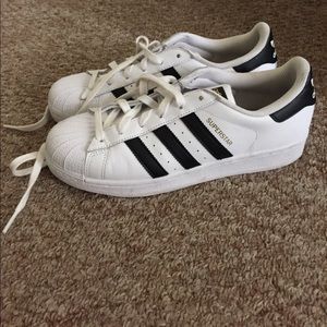Adidas superstar (women's sz8)