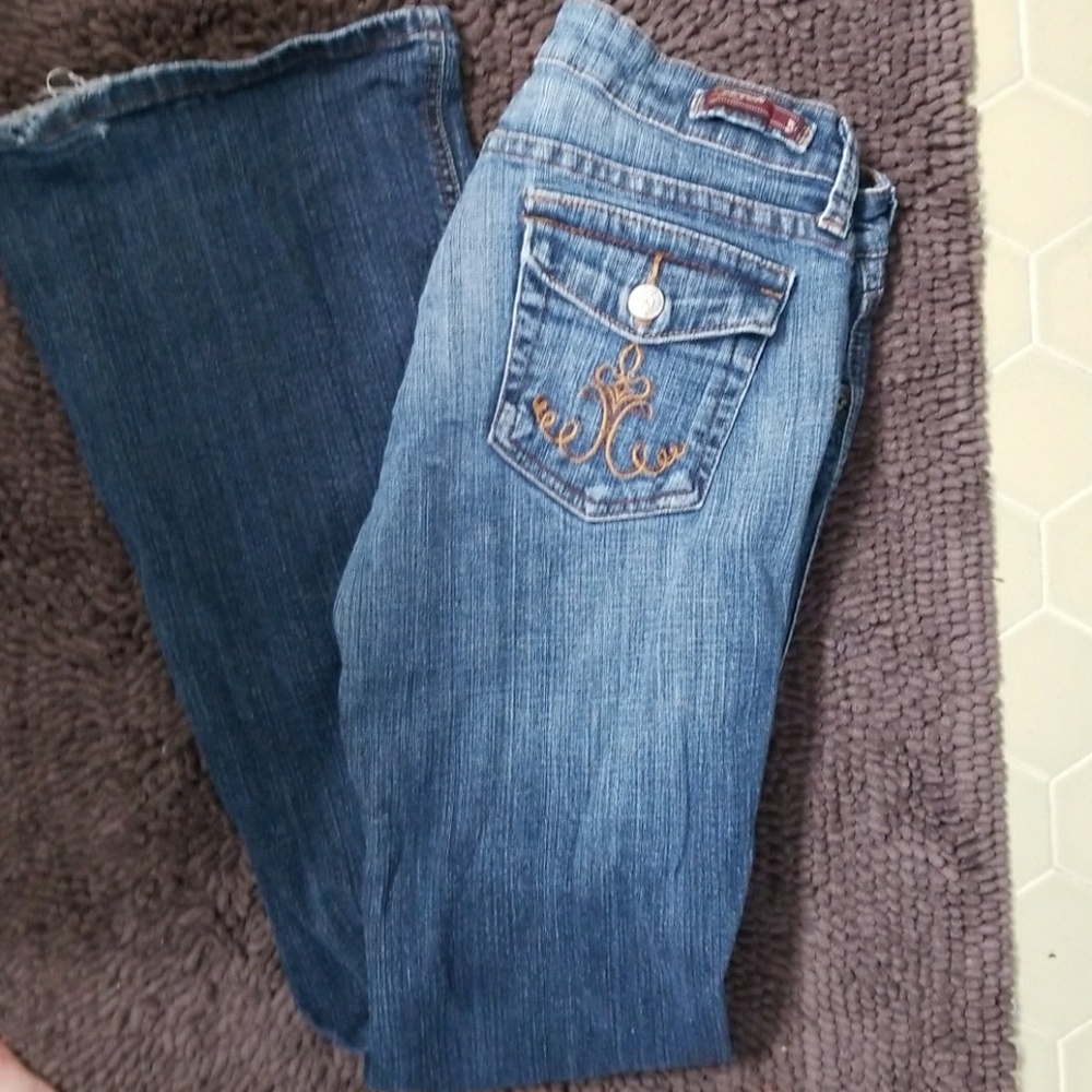 Underground jeans