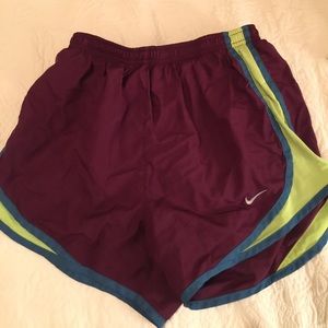 Women's Nike Tempo Short