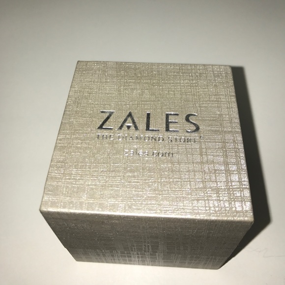 Infinity ring from Zales - Picture 3 of 4