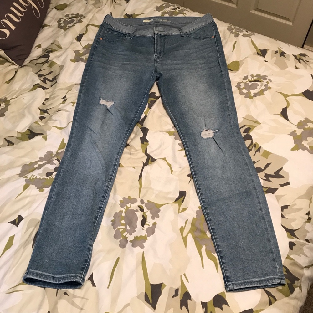Distressed Mid Rise Old Navy Rockstar Jeans