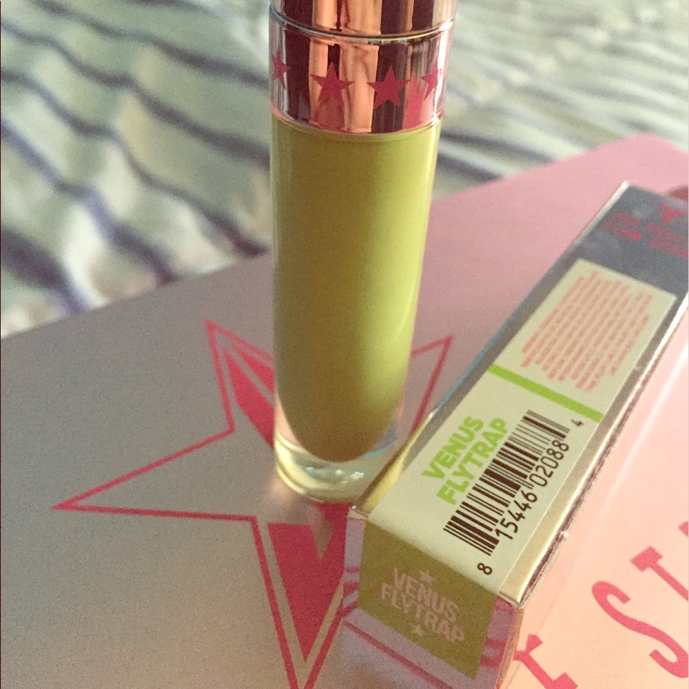 Jeffree chrome velour liquid lipstick collection.