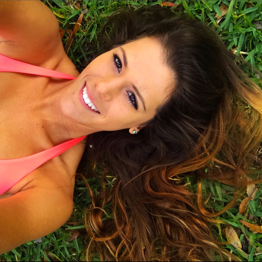 Meet your Posher, Caroline