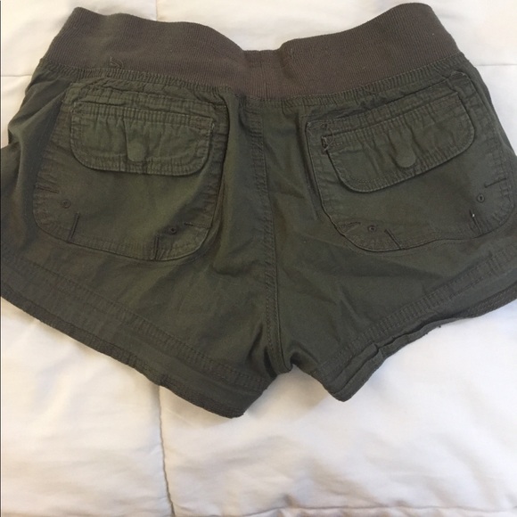 Tiny Shorts ! Summer ready - Picture 8 of 8