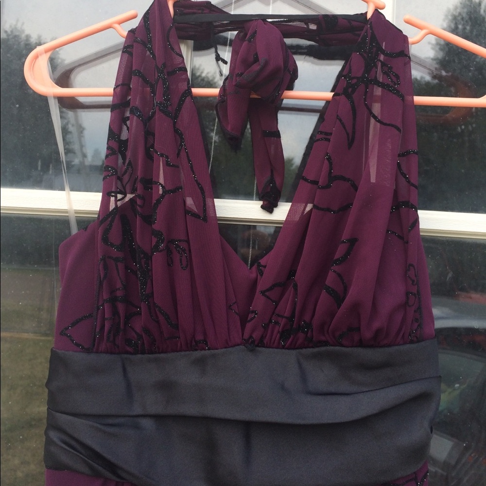 Dress - Picture 2 of 5