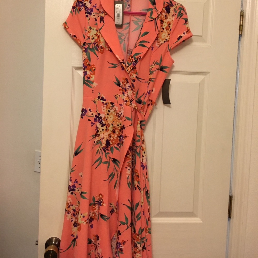 New York and company wrap around floral dress