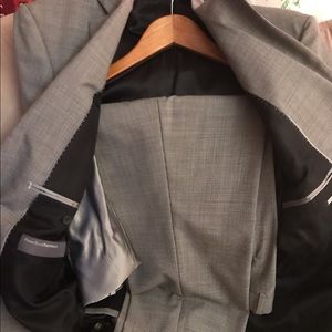 Perry Ellis Portfolio