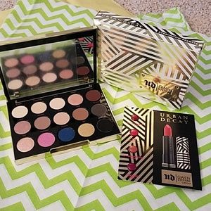 URBAN DECAY GWEN STEFANI EYESHADOW SET