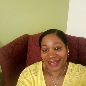 Meet your Posher, Brenda