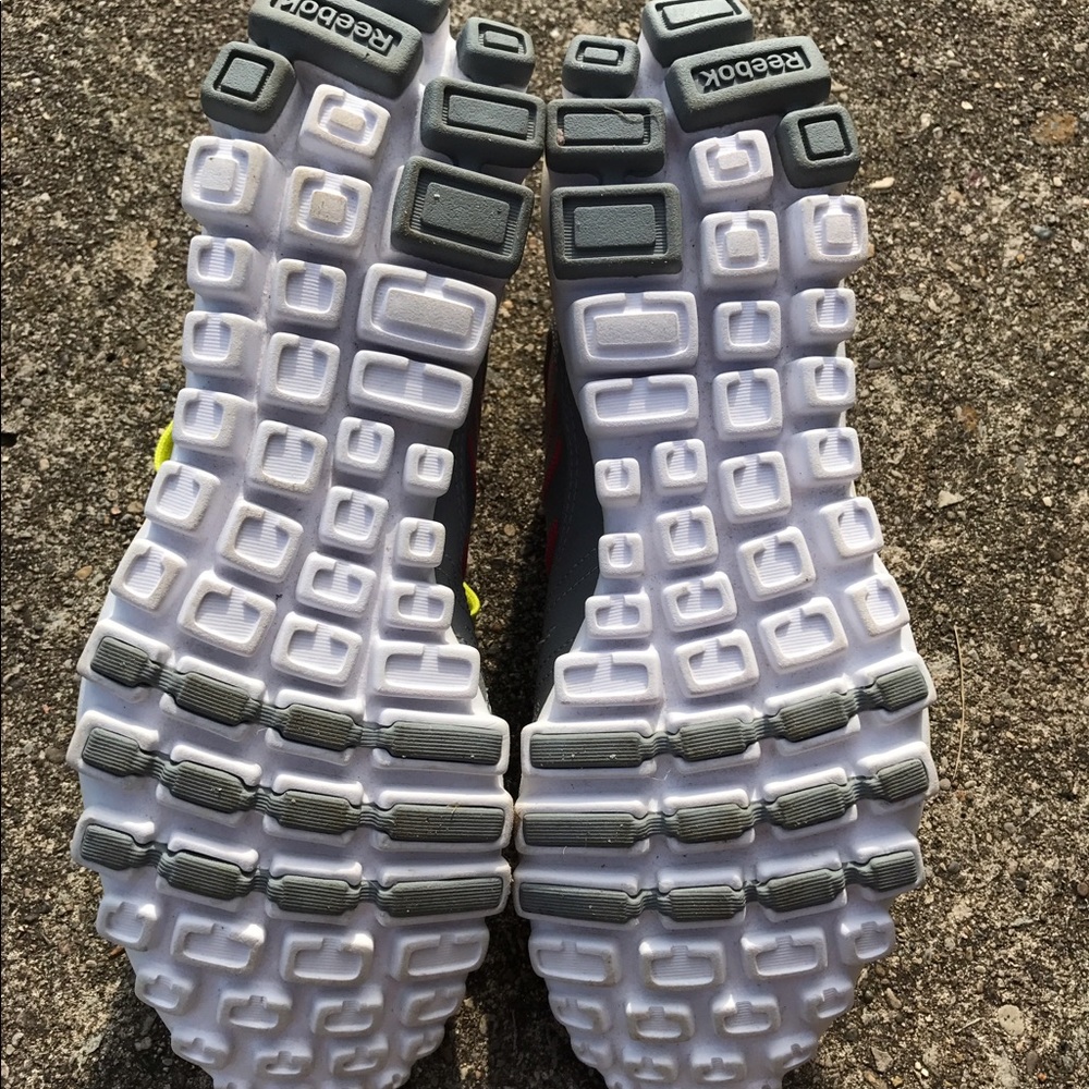 Reeboks - Picture 5 of 6