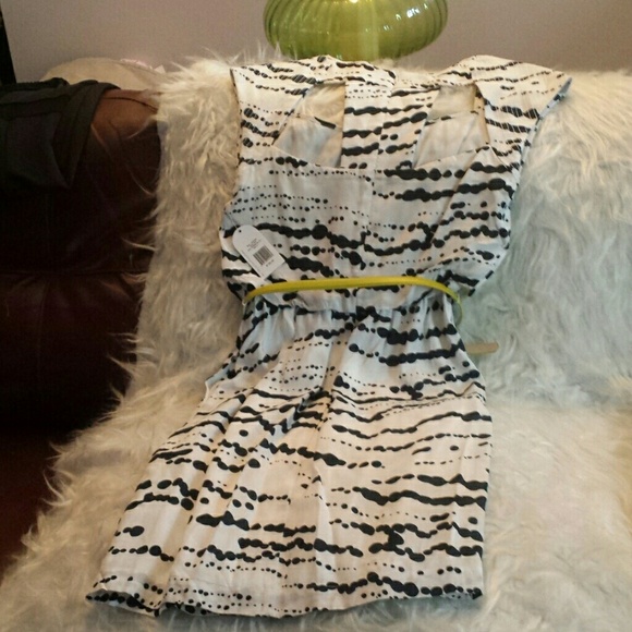 Jessica Simpson dress - Picture 2 of 3