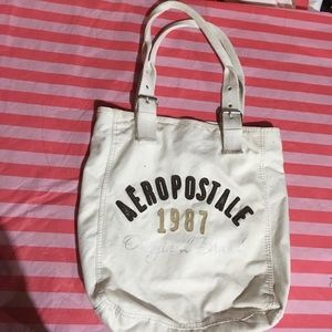 Like new, white canvas tote, AEROPOSTALE