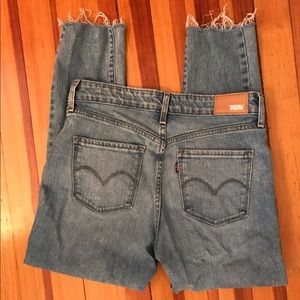 levis