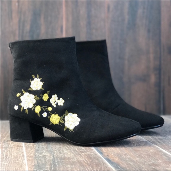 Floral Embroidered Low Chunky Block Heel Bootie - Picture 5 of 5