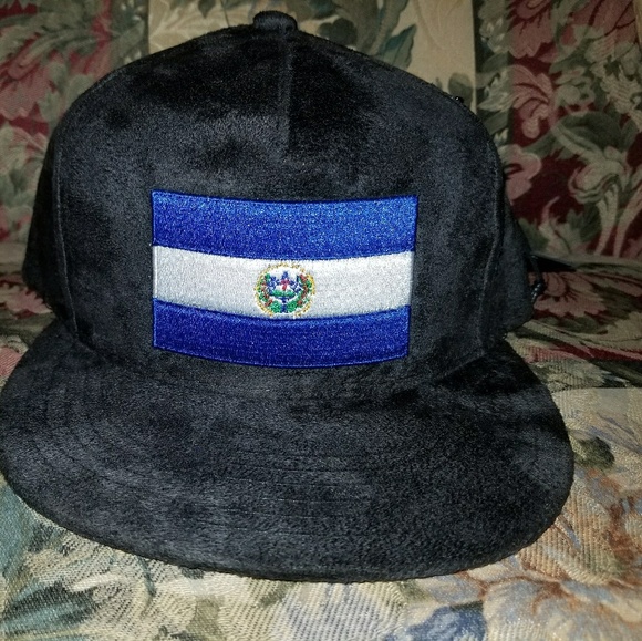 el salvador snapback - Picture 2 of 4