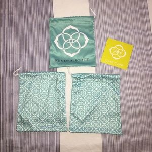 3 Kendra Scott jewelry bags