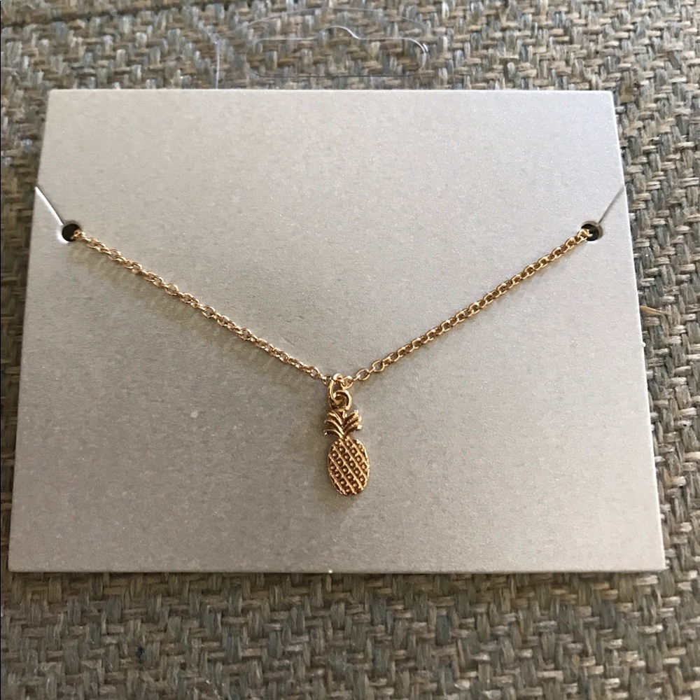 Pineapple necklace