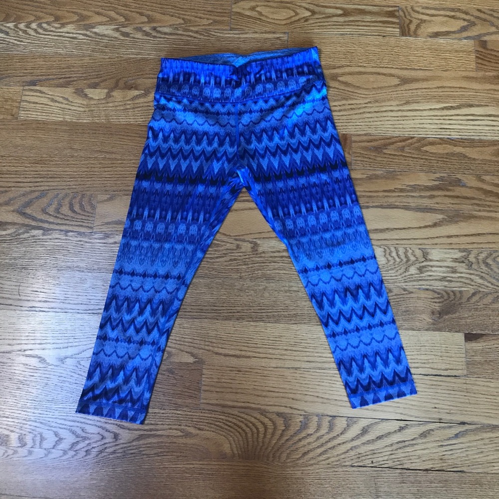 90 Degree Reversible Yoga/ Exercise Capris