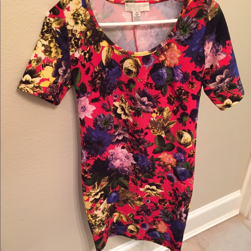 Forever 21: Floral Bodycon dress