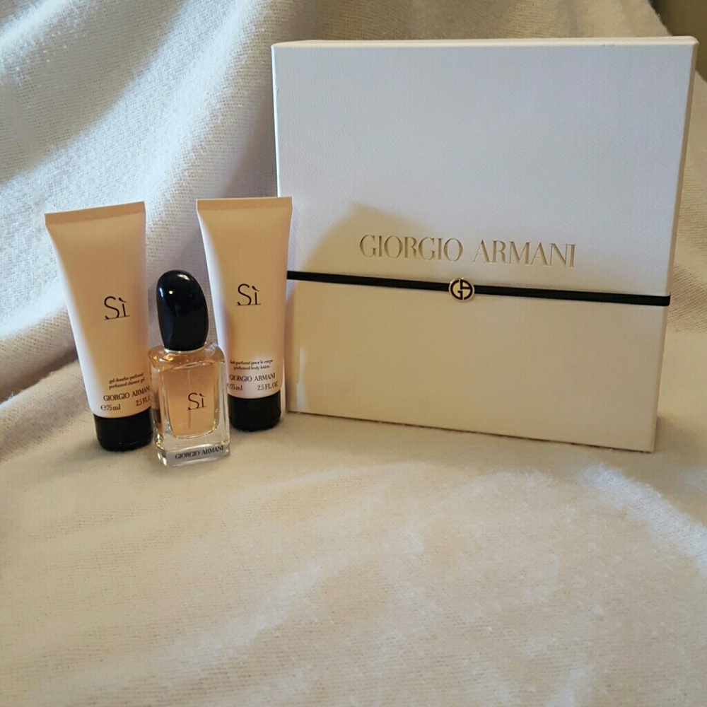 Giorgio Armani "Si" fragrance set