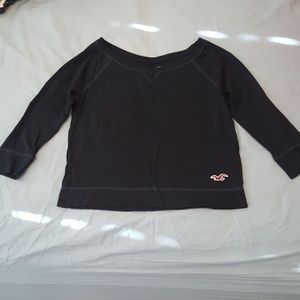 Quarter sleeve Hollister top
