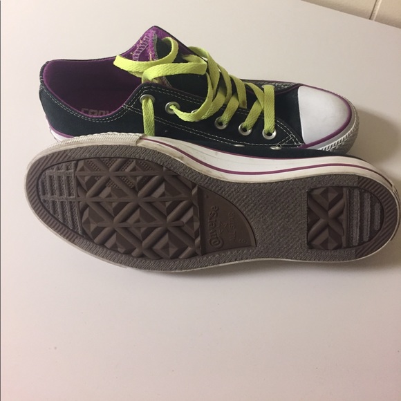 Converse shoes - Picture 2 of 4