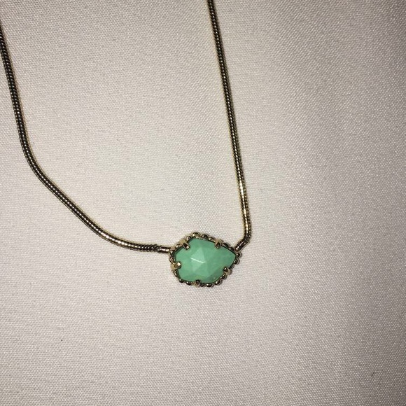 Kendra Scott Mara Necklace in mint - Picture 2 of 2