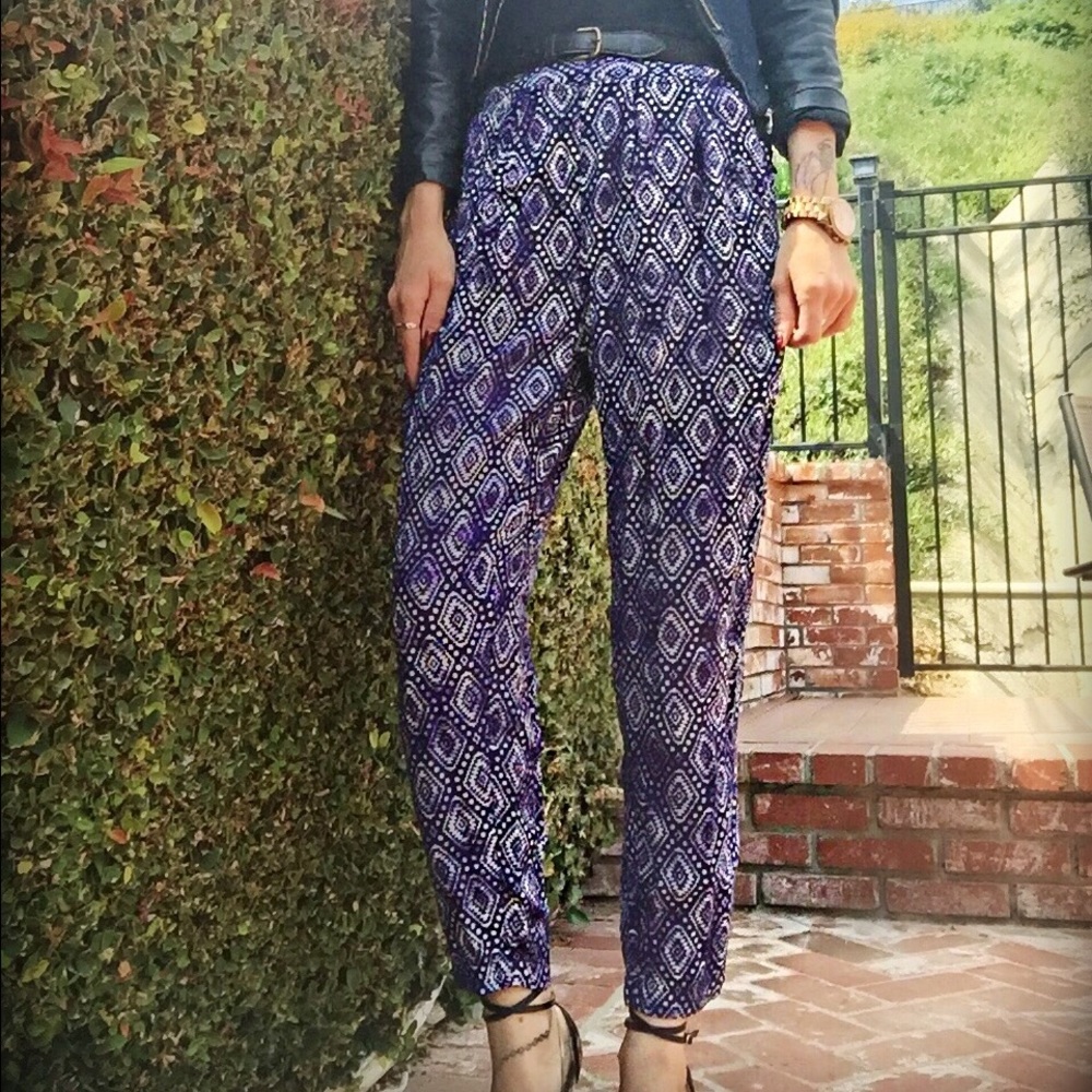 Royal blue and white lightweight cropped trousers