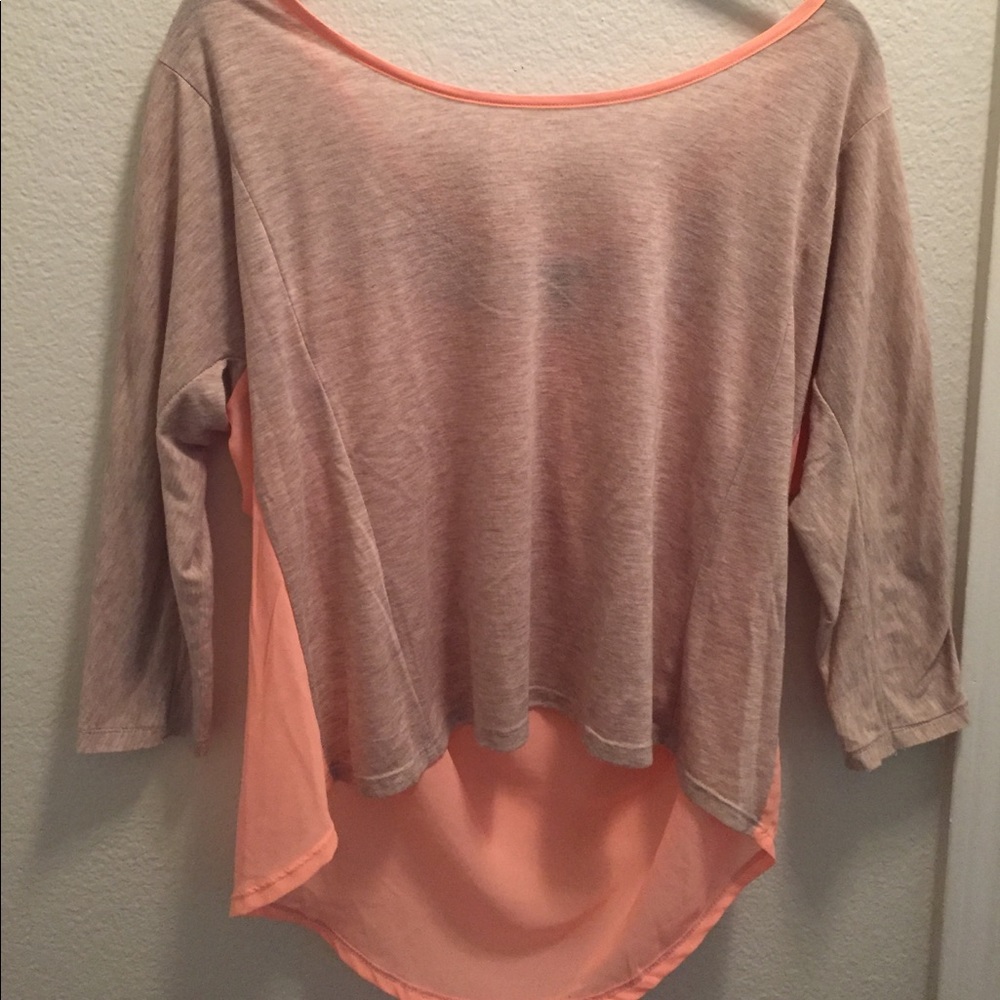 Three quarters sleeve top with shear back