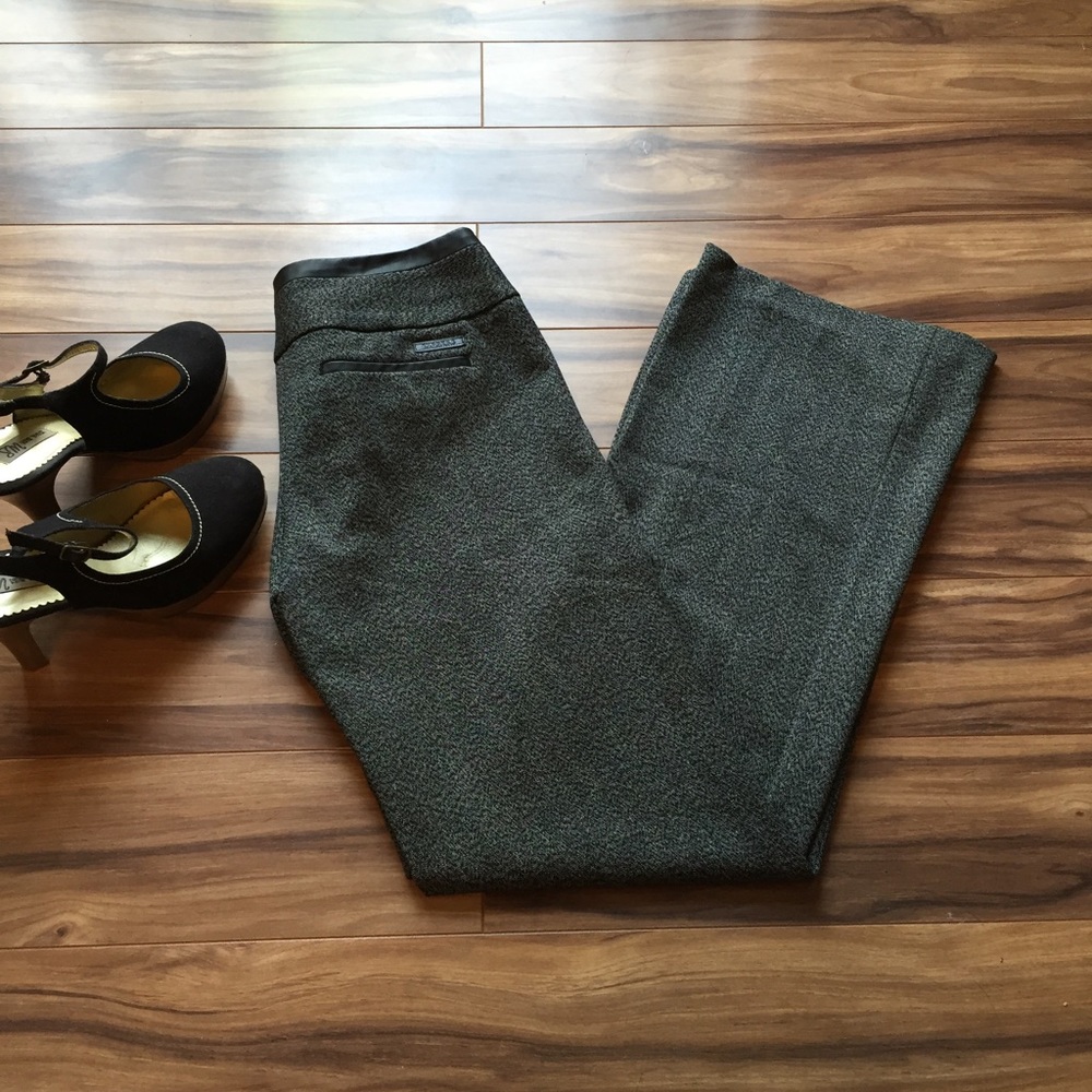 NWT✨ Express Editor Dress Pants Flare size 0R
