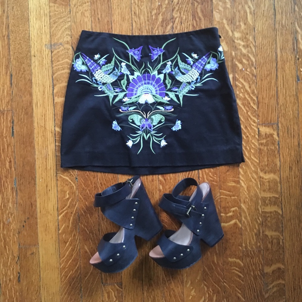 Vivienne tam embroidered skirt