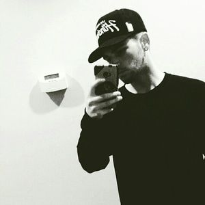 Meet your Posher, Robbie