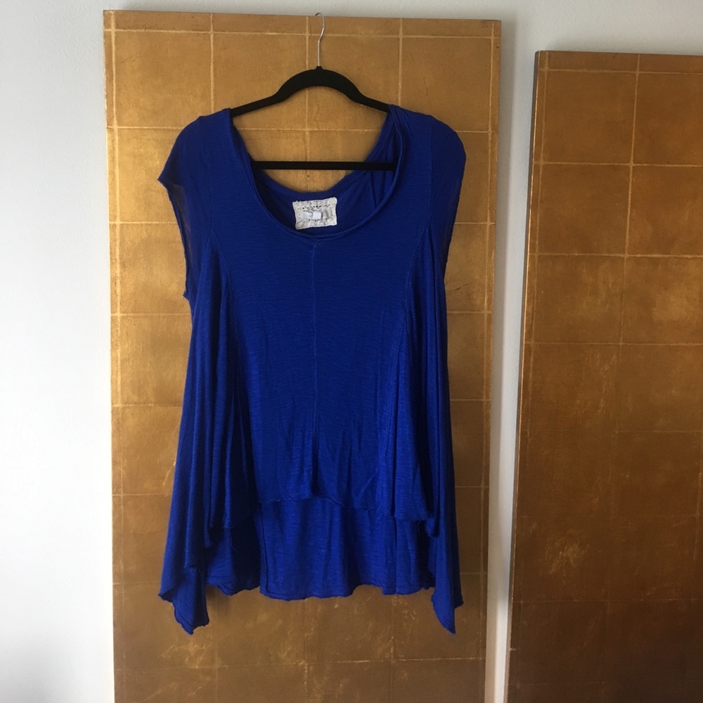 Pure + Good blue top