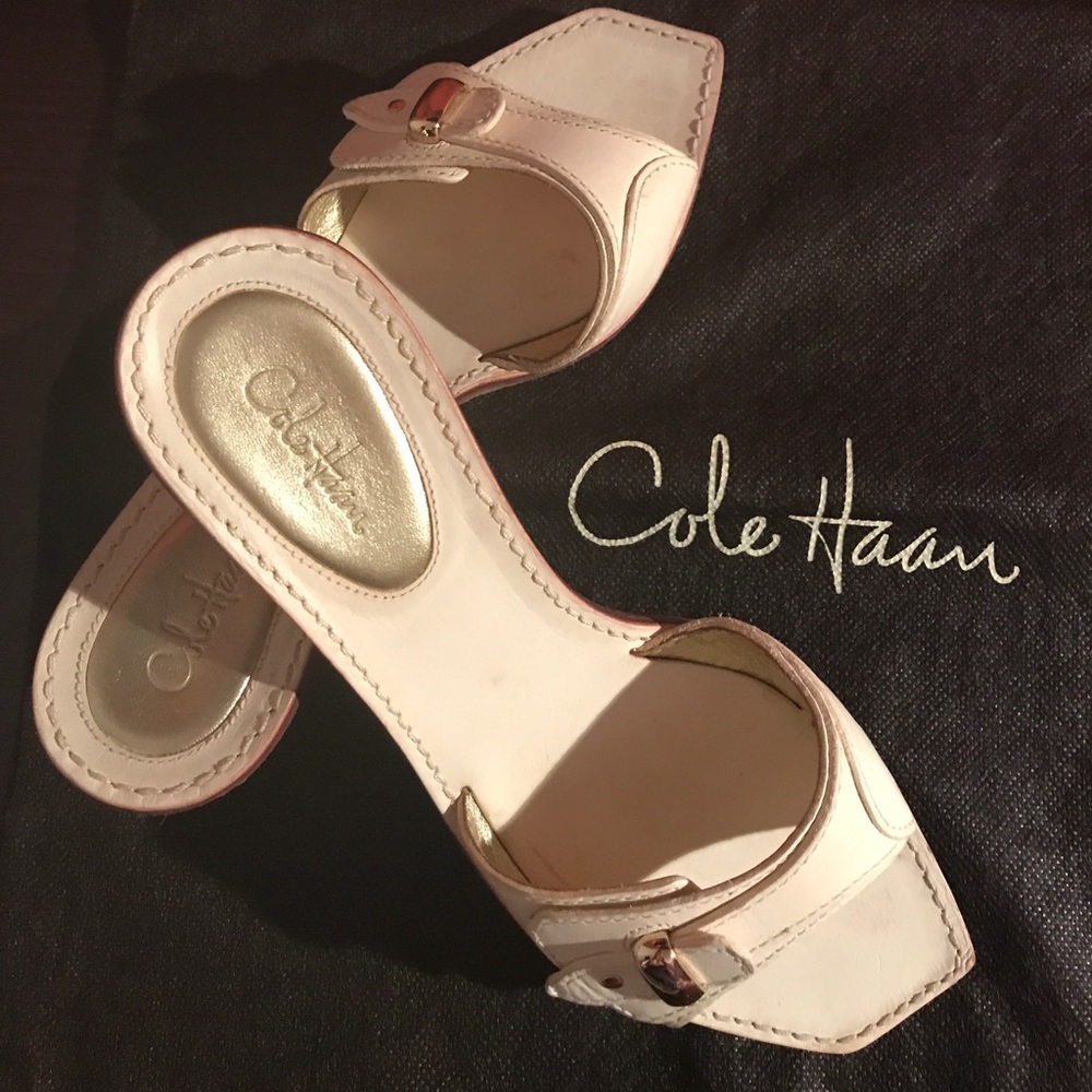 Cole Haan in perfect condition worn home being big