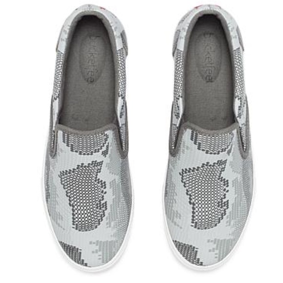 NEW🌷 BUCKETFEET SNEAKS - Picture 8 of 8